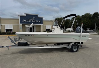 2016 Sea Born SV19  Boat